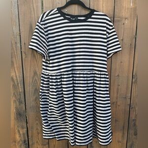 THE JORDAN BABYDOLL DRESS - BLACK/TAN by Girrlscout (size M)